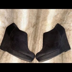 Xappeal Black 4 1/2” Suede Ankle Booties